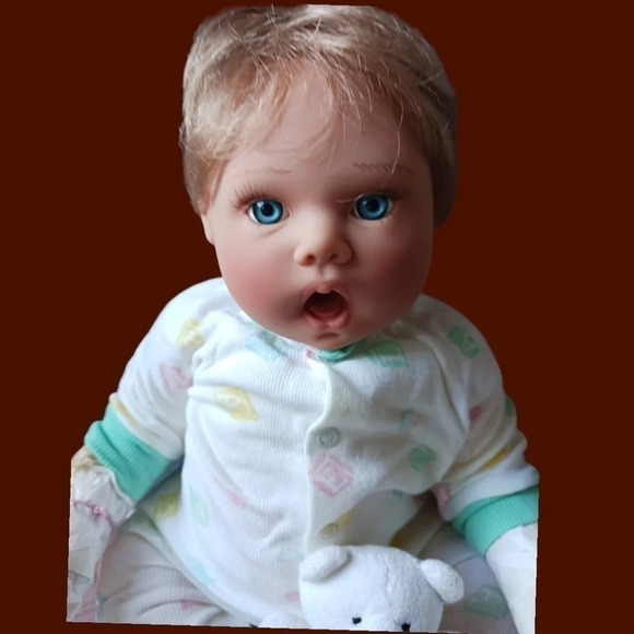 Lee Middleton little love cuddle bumps "19" - Picture 2 of 12